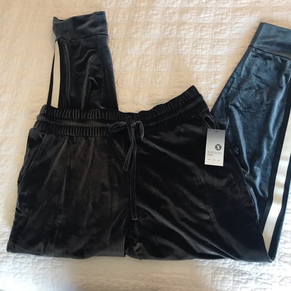 XERSION blue🌴🌿Valour joggers - Picture 3 of 8